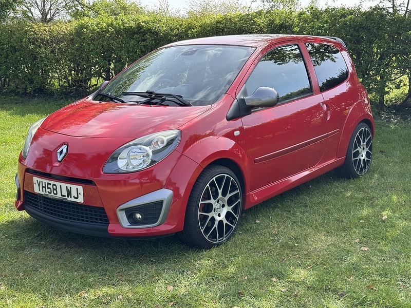 Renault 1.6 VVT Renaultsport Hatchback 3dr Petrol Manual Euro 4 (133 ps)