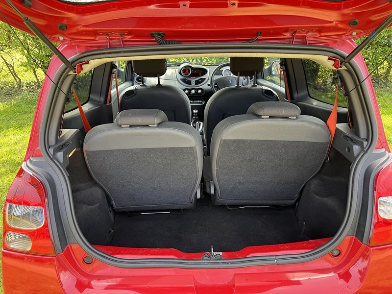 Renault 1.6 VVT Renaultsport Hatchback 3dr Petrol Manual Euro 4 (133 ps)