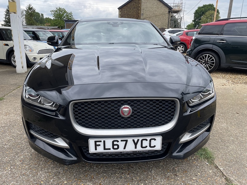 Jaguar 2.0d R-Sport Saloon 4dr Diesel Auto Euro 6 (s/s) (180 ps)