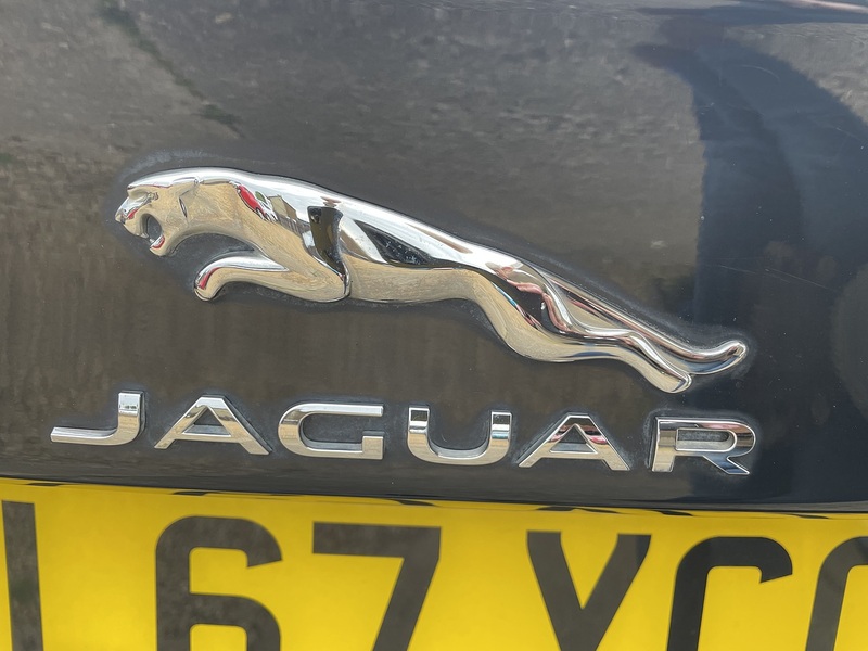 Jaguar 2.0d R-Sport Saloon 4dr Diesel Auto Euro 6 (s/s) (180 ps)