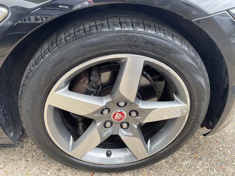 Jaguar 2.0d R-Sport Saloon 4dr Diesel Auto Euro 6 (s/s) (180 ps)