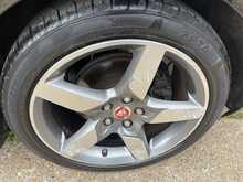 Jaguar XE d R-Sport 