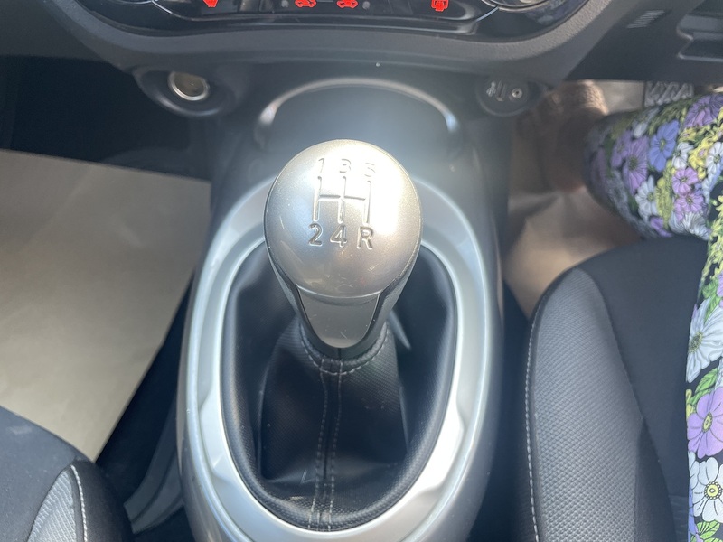 Nissan 1.6 Acenta SUV 5dr Petrol Manual Euro 6 (112 ps)