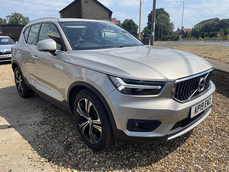 Volvo 2.0 D4 Inscription Pro SUV 5dr Diesel Auto AWD Euro 6 (s/s) (190 ps)