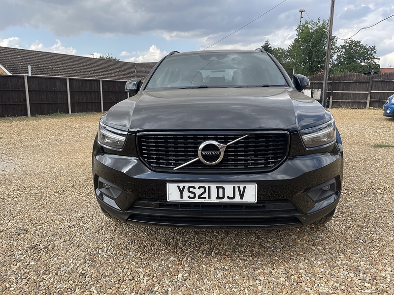 Volvo 1.5h T4 Recharge 10.7kWh R-Design SUV 5dr Petrol Plug-in Hybrid Auto Euro 6 (s/s) (211 ps)