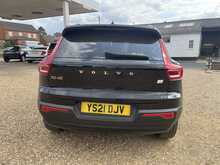 Volvo XC40 h T4 R-Design 
