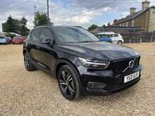 Volvo XC40 h T4 R-Design 