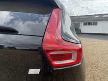 Volvo XC40 h T4 R-Design 