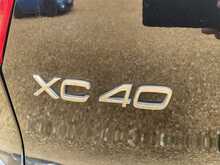 Volvo XC40 h T4 R-Design 