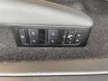 Volvo XC40 h T4 R-Design 