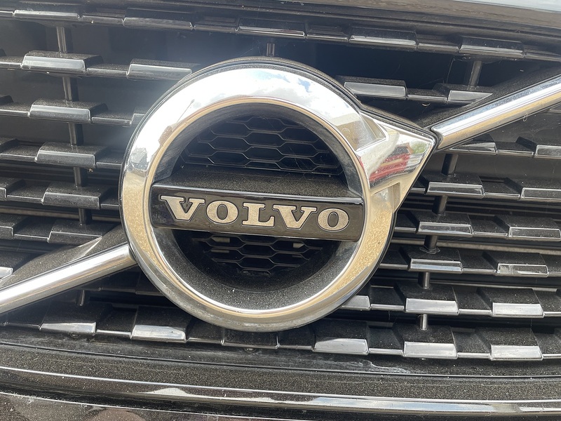 Volvo 1.5h T4 Recharge 10.7kWh R-Design SUV 5dr Petrol Plug-in Hybrid Auto Euro 6 (s/s) (211 ps)