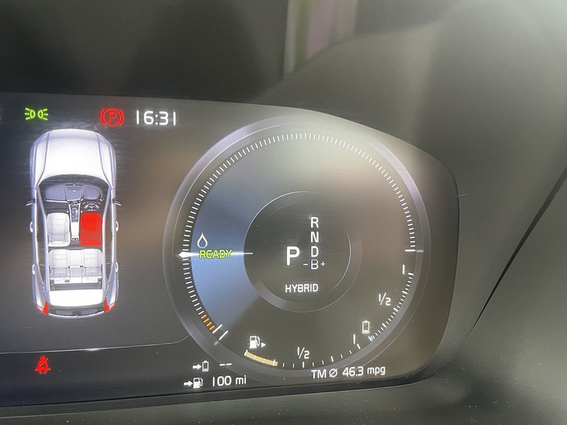Volvo 1.5h T4 Recharge 10.7kWh R-Design SUV 5dr Petrol Plug-in Hybrid Auto Euro 6 (s/s) (211 ps)