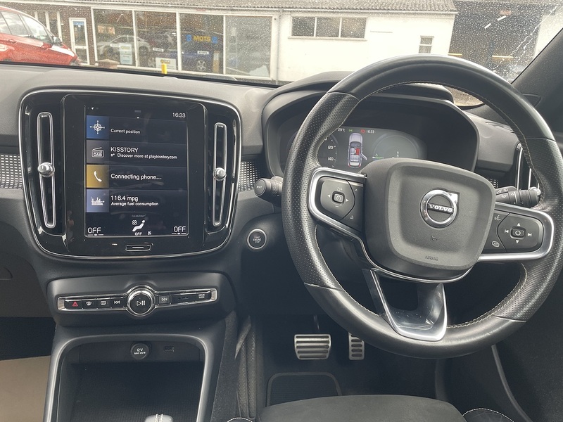 Volvo 1.5h T4 Recharge 10.7kWh R-Design SUV 5dr Petrol Plug-in Hybrid Auto Euro 6 (s/s) (211 ps)
