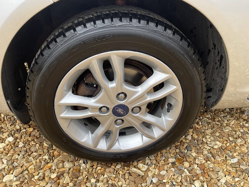 Ford 1.25 Zetec Hatchback 3dr Petrol Manual Euro 6 (82 ps)