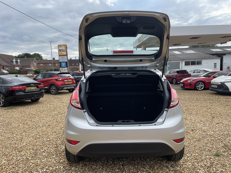 Ford 1.25 Zetec Hatchback 3dr Petrol Manual Euro 6 (82 ps)