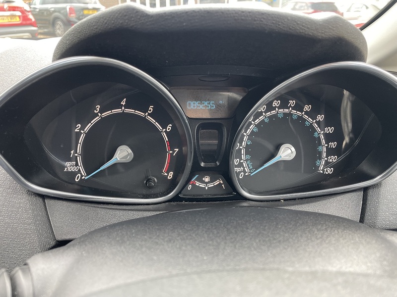 Ford 1.25 Zetec Hatchback 3dr Petrol Manual Euro 6 (82 ps)
