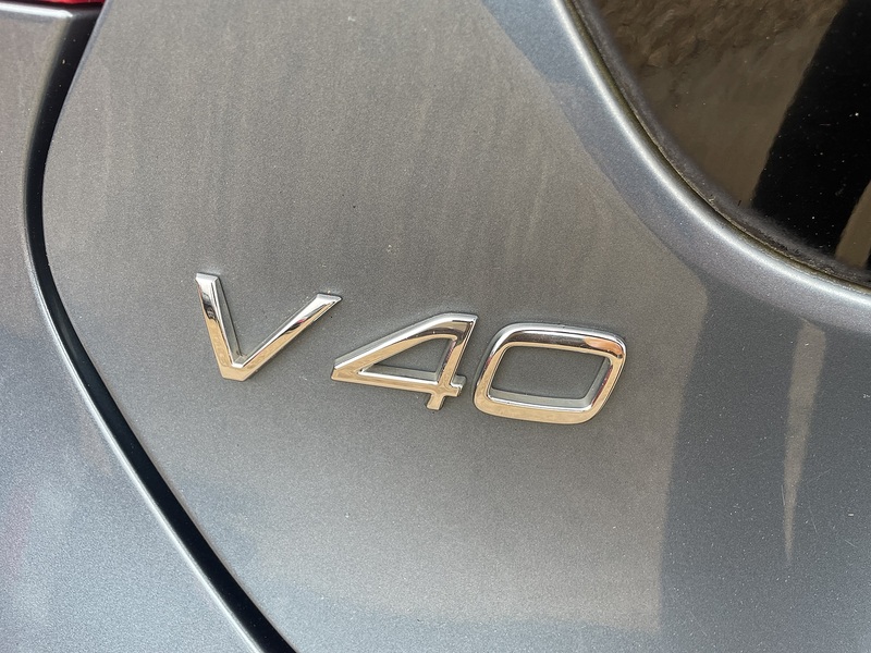Volvo 1.6 D2 Lux Hatchback 5dr Diesel Powershift Euro 5 (s/s) (115 ps)