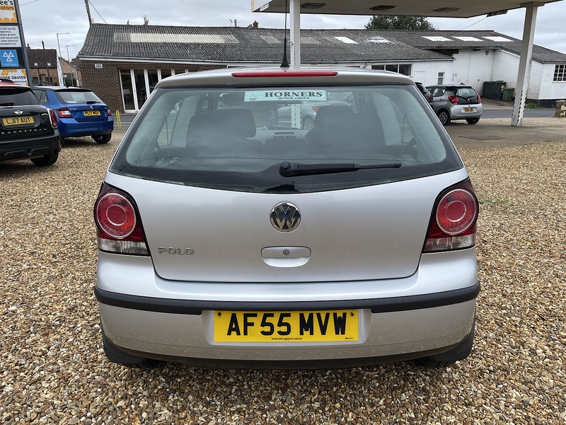 Volkswagen 1.2 E Hatchback 3dr Petrol Manual (144 g/km, 55 bhp)