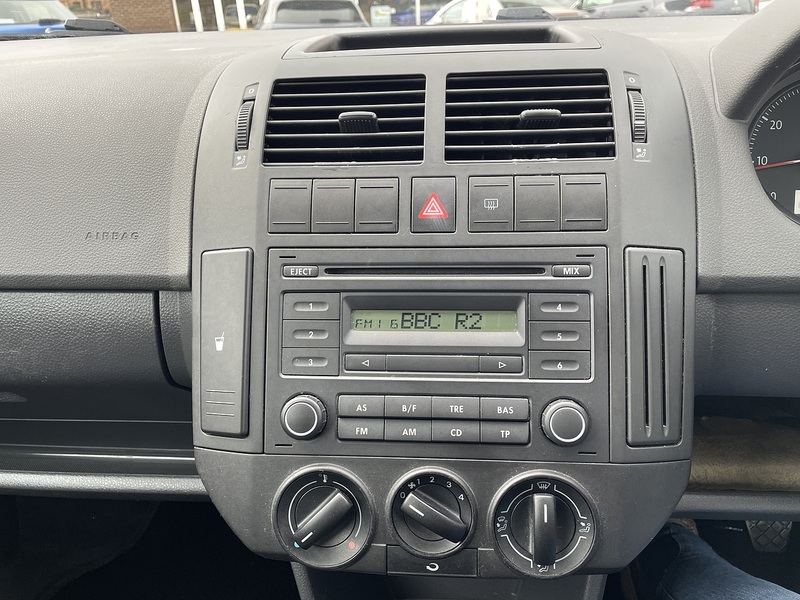 Volkswagen 1.2 E Hatchback 3dr Petrol Manual (144 g/km, 55 bhp)
