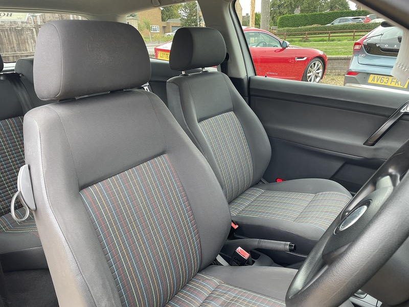 Volkswagen 1.2 E Hatchback 3dr Petrol Manual (144 g/km, 55 bhp)
