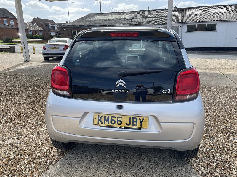 Citroen 1.2 PureTech Feel Hatchback 5dr Petrol Manual Euro 6 (82 ps)