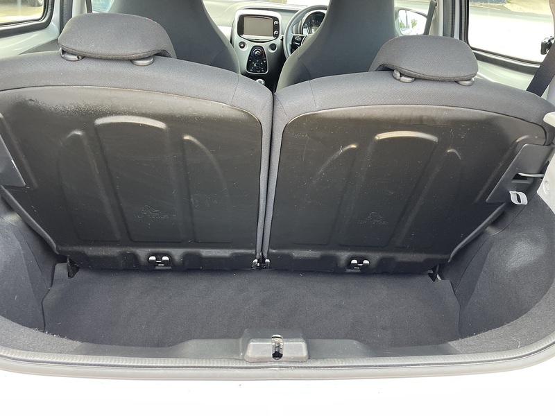 Citroen 1.2 PureTech Feel Hatchback 5dr Petrol Manual Euro 6 (82 ps)