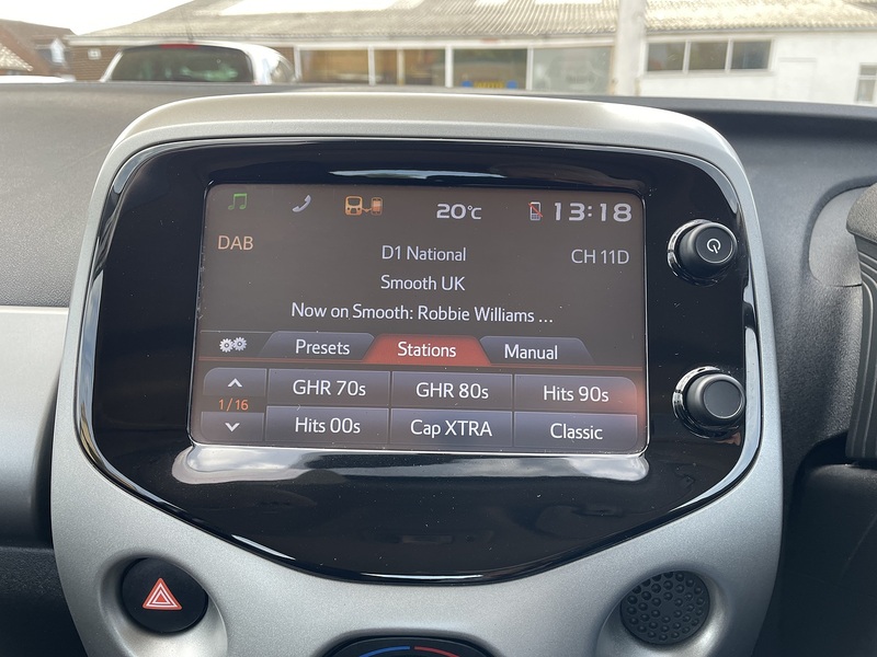 Citroen 1.2 PureTech Feel Hatchback 5dr Petrol Manual Euro 6 (82 ps)