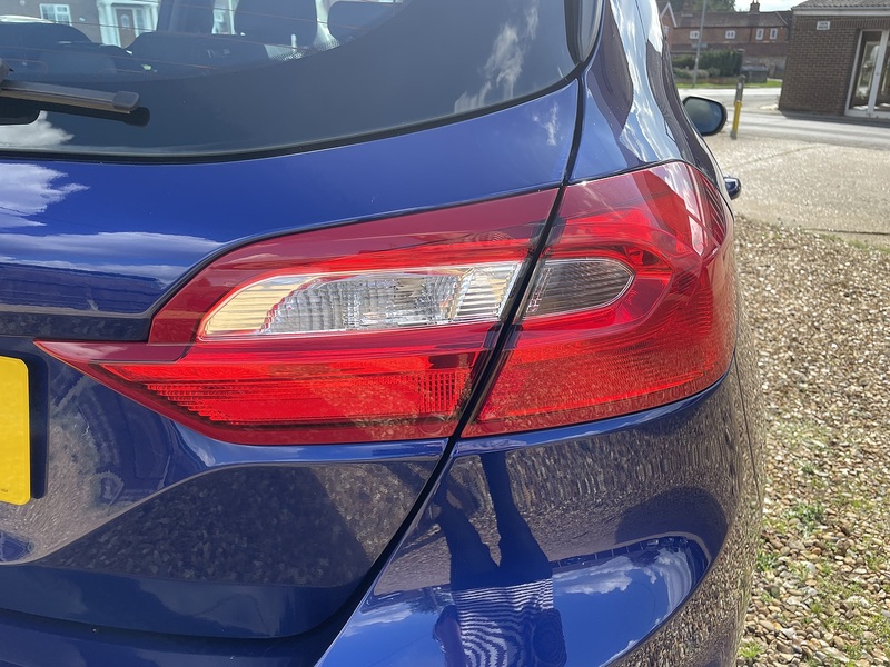 Ford 1.0T EcoBoost Zetec Hatchback 5dr Petrol Manual Euro 6 (s/s) (100 ps)