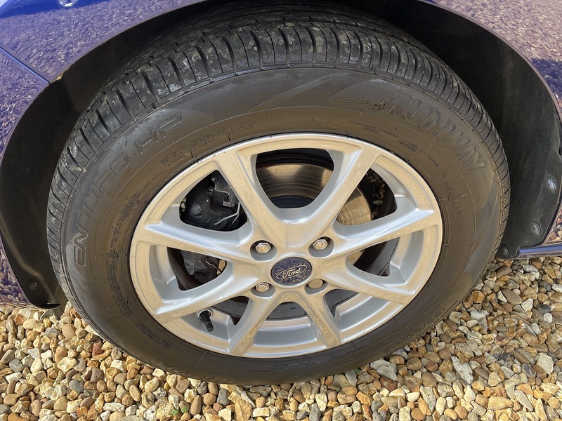 Ford 1.0T EcoBoost Zetec Hatchback 5dr Petrol Manual Euro 6 (s/s) (100 ps)