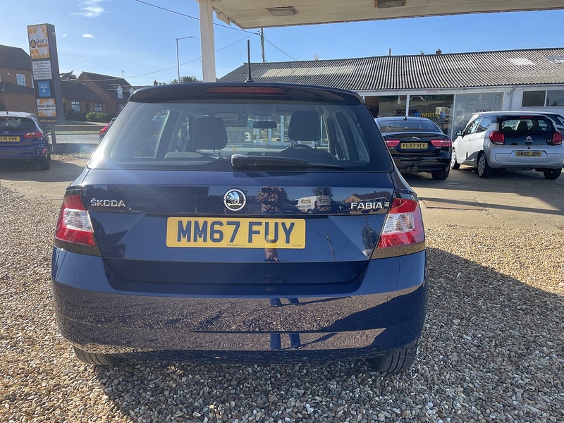 Skoda 1.0 TSI SE Hatchback 5dr Petrol Manual Euro 6 (s/s) (95 ps)