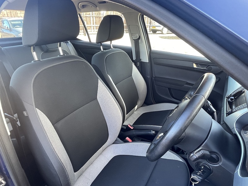 Skoda 1.0 TSI SE Hatchback 5dr Petrol Manual Euro 6 (s/s) (95 ps)