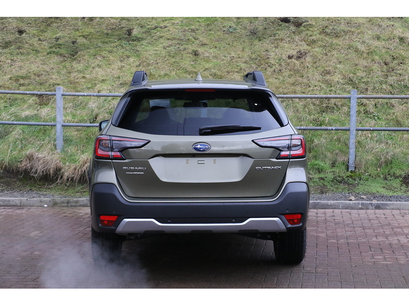 Subaru Limited Estate 2.5 CVT Petrol