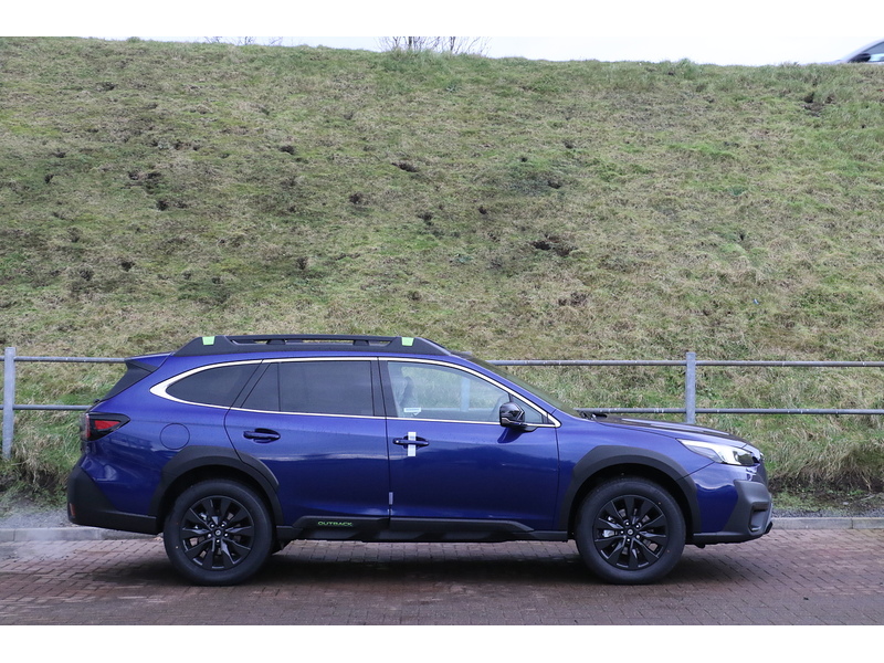 Subaru Field Estate 2.5 CVT Petrol
