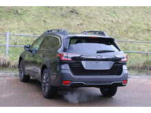 Subaru Outback Field 