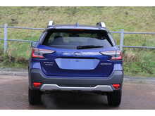 Subaru Outback Touring 