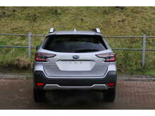 Subaru Outback Touring 