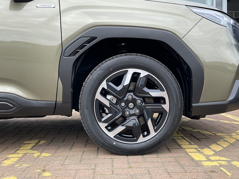 Subaru 2.0 i e-Boxer Limited SUV 5dr Petrol Hybrid Lineartronic 4WD Euro 6 (s/s) (136 ps)