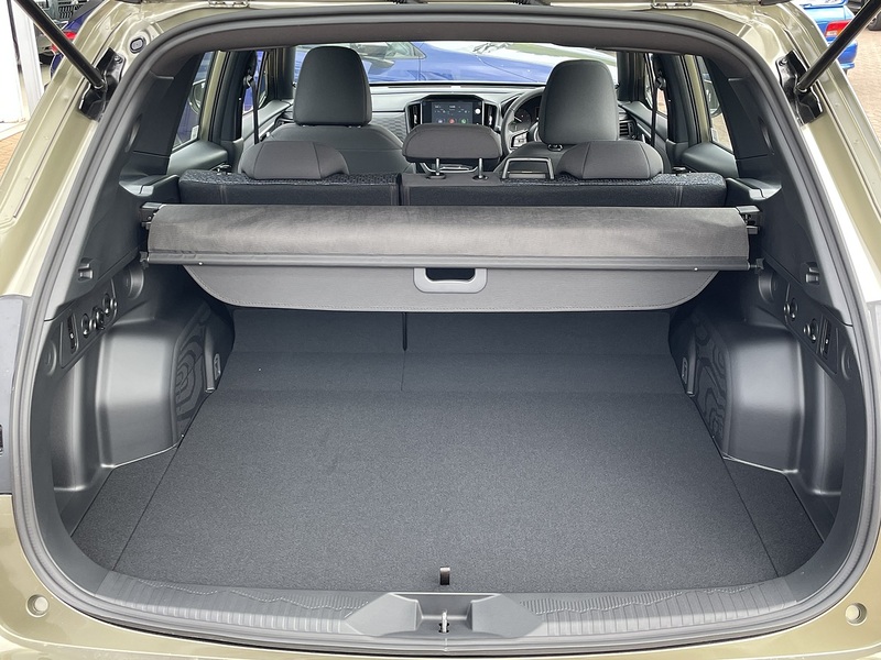 Subaru 2.0 i e-Boxer Limited SUV 5dr Petrol Hybrid Lineartronic 4WD Euro 6 (s/s) (136 ps)
