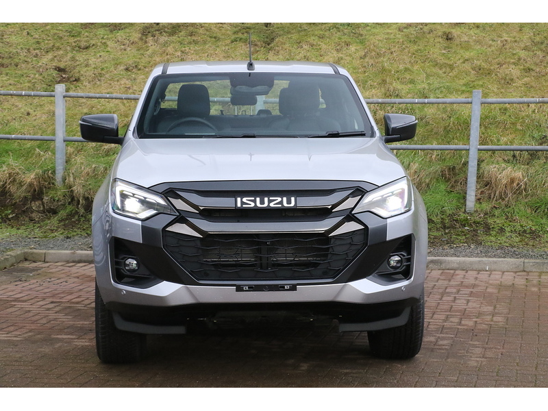 Isuzu V-Cross Dcb Pick Up 1.9 Manual Diesel