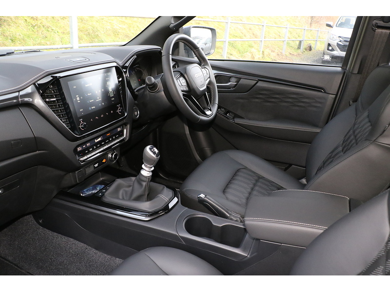 Isuzu V-Cross Dcb Pick Up 1.9 Manual Diesel