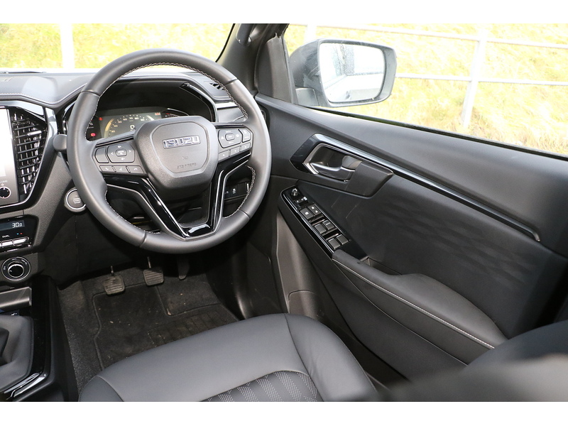 Isuzu V-Cross Dcb Pick Up 1.9 Manual Diesel