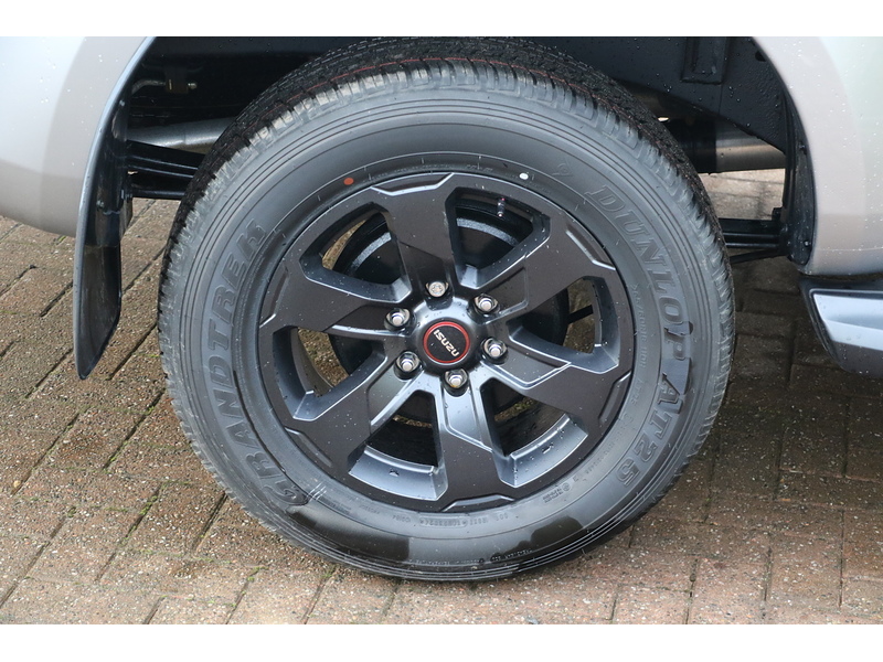 Isuzu V-Cross Dcb Pick Up 1.9 Manual Diesel