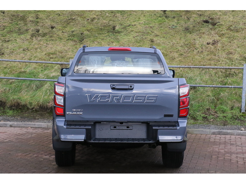 Isuzu V-Cross Dcb Pick Up 1.9 Automatic Diesel - STEEL EDITION