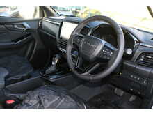 Isuzu D-Max V-Cross COMMERCIAL 