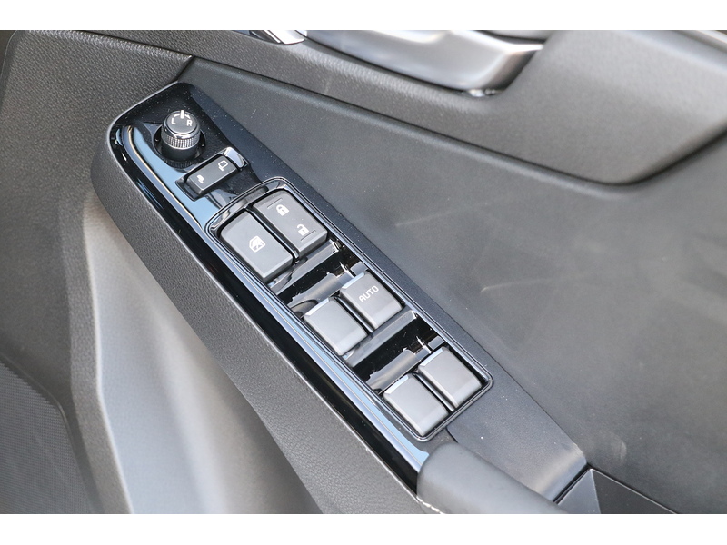 Isuzu V-Cross COMMERCIAL Pick Up 1.9 Automatic Diesel