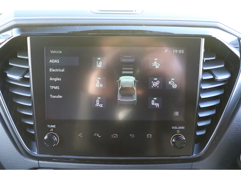 Isuzu V-Cross COMMERCIAL Pick Up 1.9 Automatic Diesel