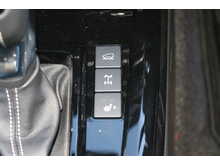 Isuzu D-Max V-Cross COMMERCIAL 