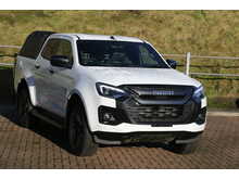 Isuzu D-Max V-Cross COMMERCIAL 