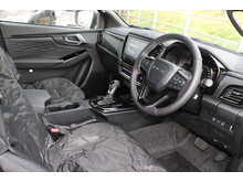 Isuzu D-Max V-Cross COMMERCIAL 