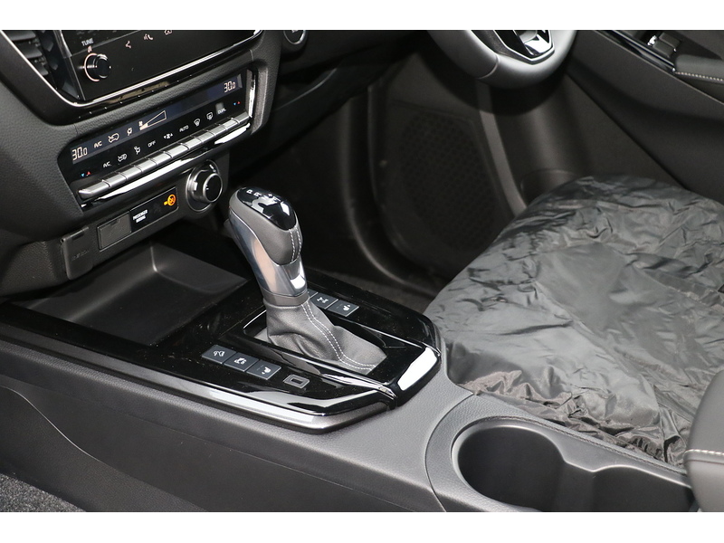 Isuzu V-Cross COMMERCIAL Pick Up 1.9 Automatic Diesel